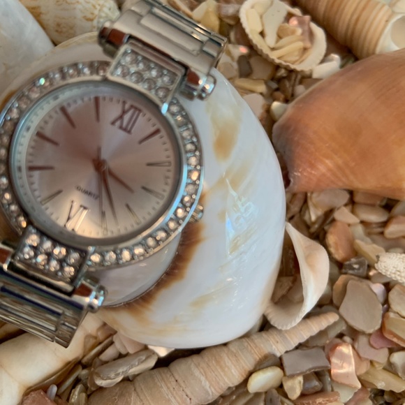 Ladies quartz bracelet watch - Picture 3 of 4